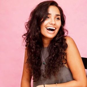 Meet your Posher, Oriana